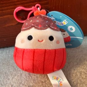 🧁Elpha Squishmallow clip!